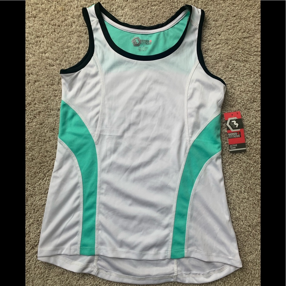 NWT Running workout top